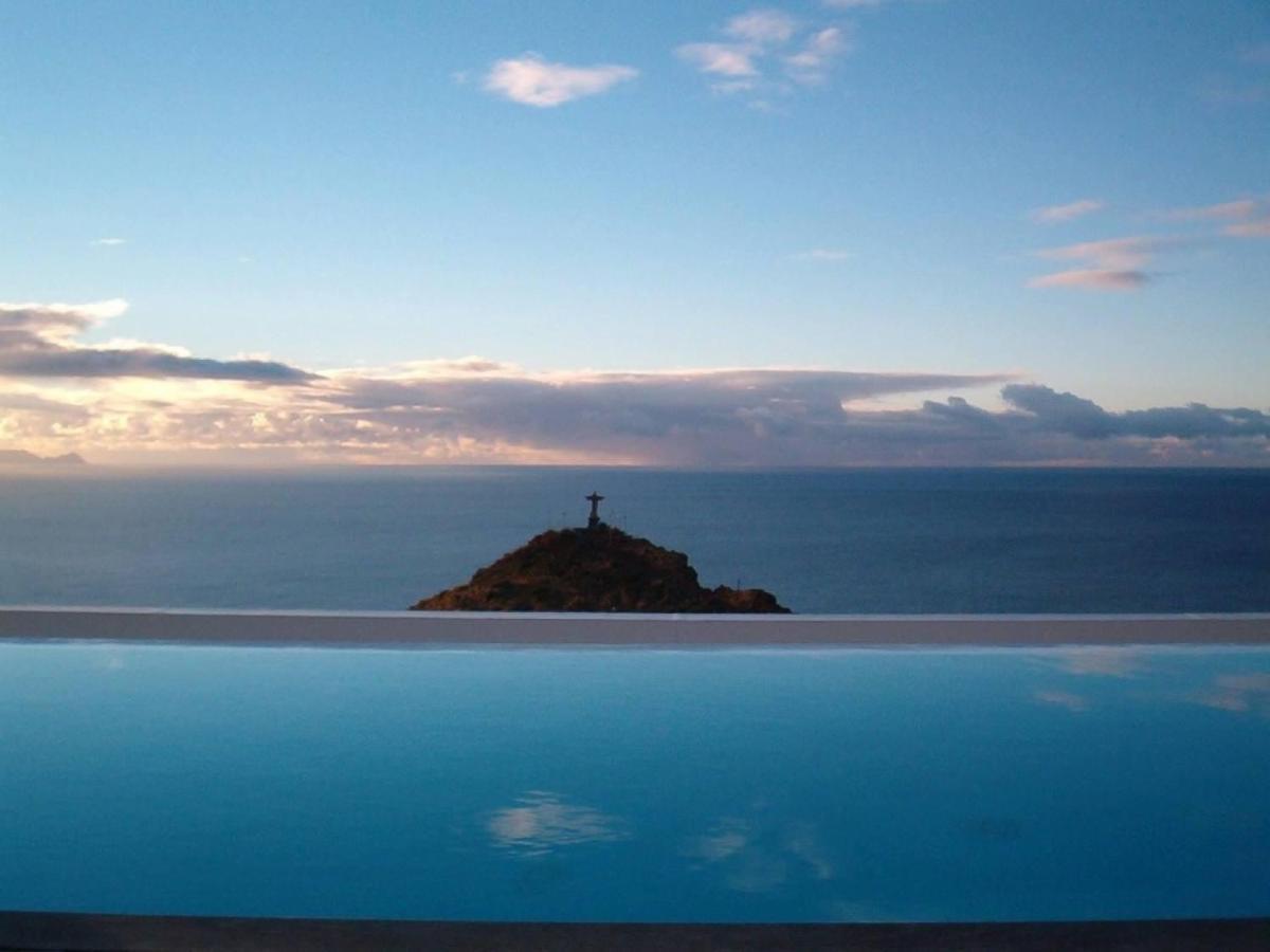 Sea House Madeira Villa Garajau Bagian luar foto